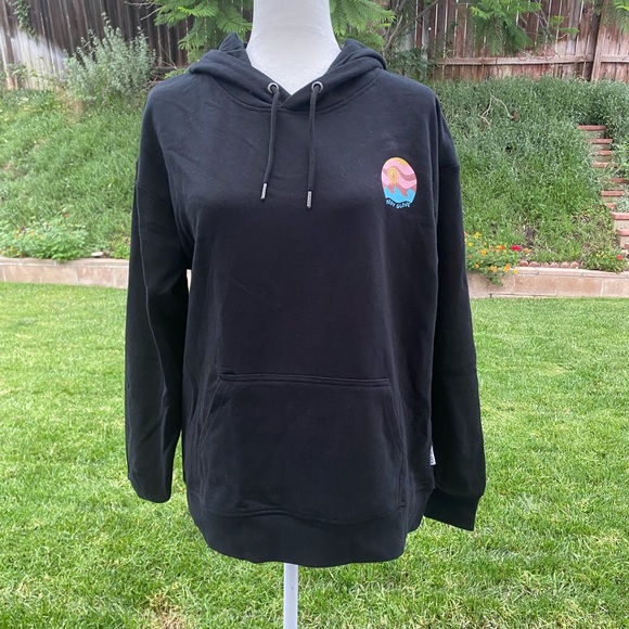 NWT Body Glove long sleeve hoodie.Size M. - Picture 2 of 10